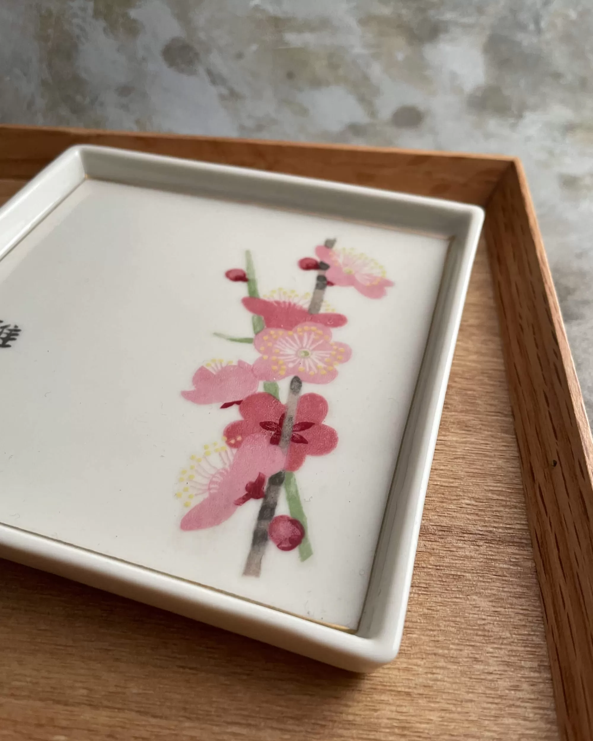 the maker Assiette En Céramique Japonaise Vintage Shop