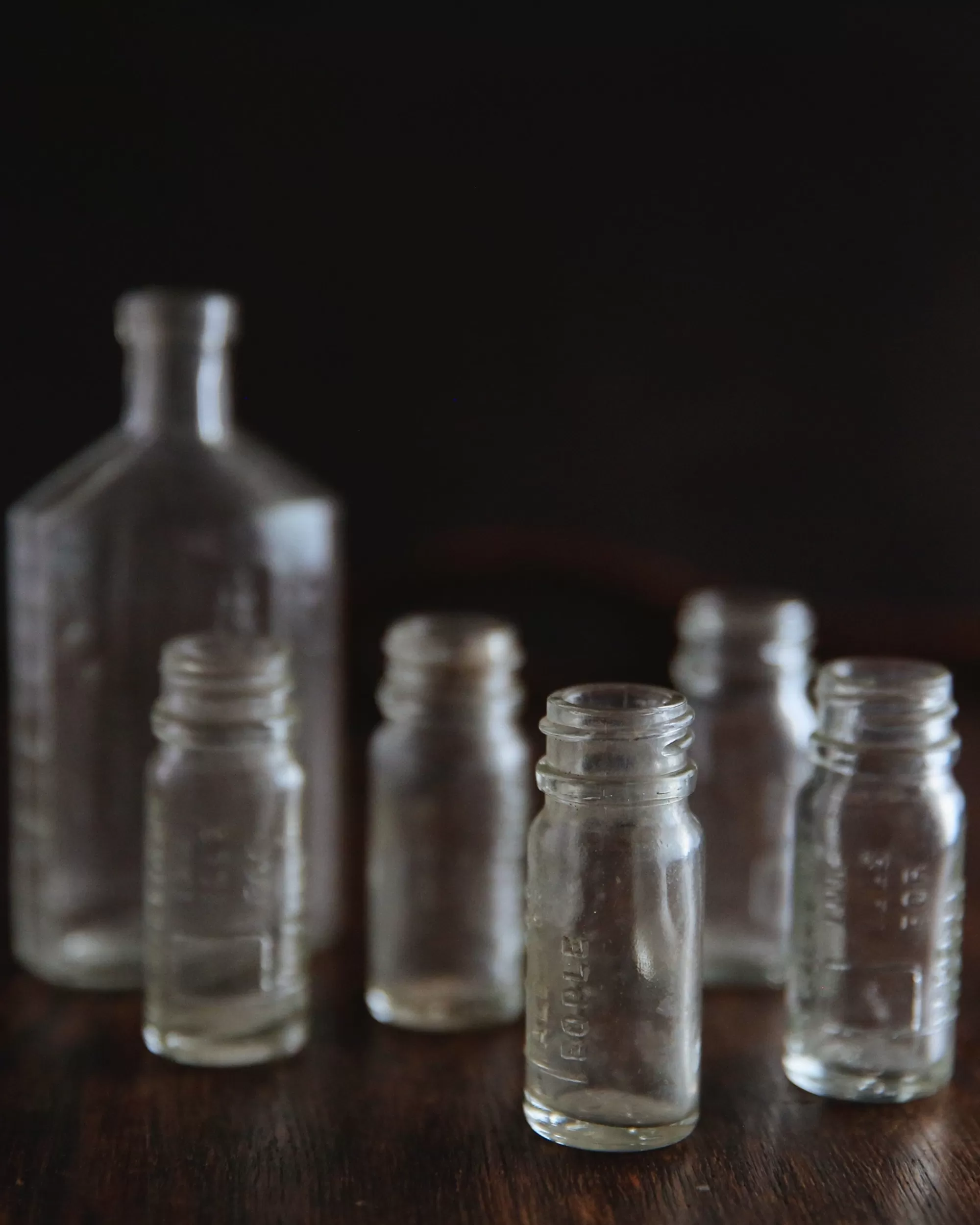 the maker Bouteilles En Verre Japonaises Vintage Store