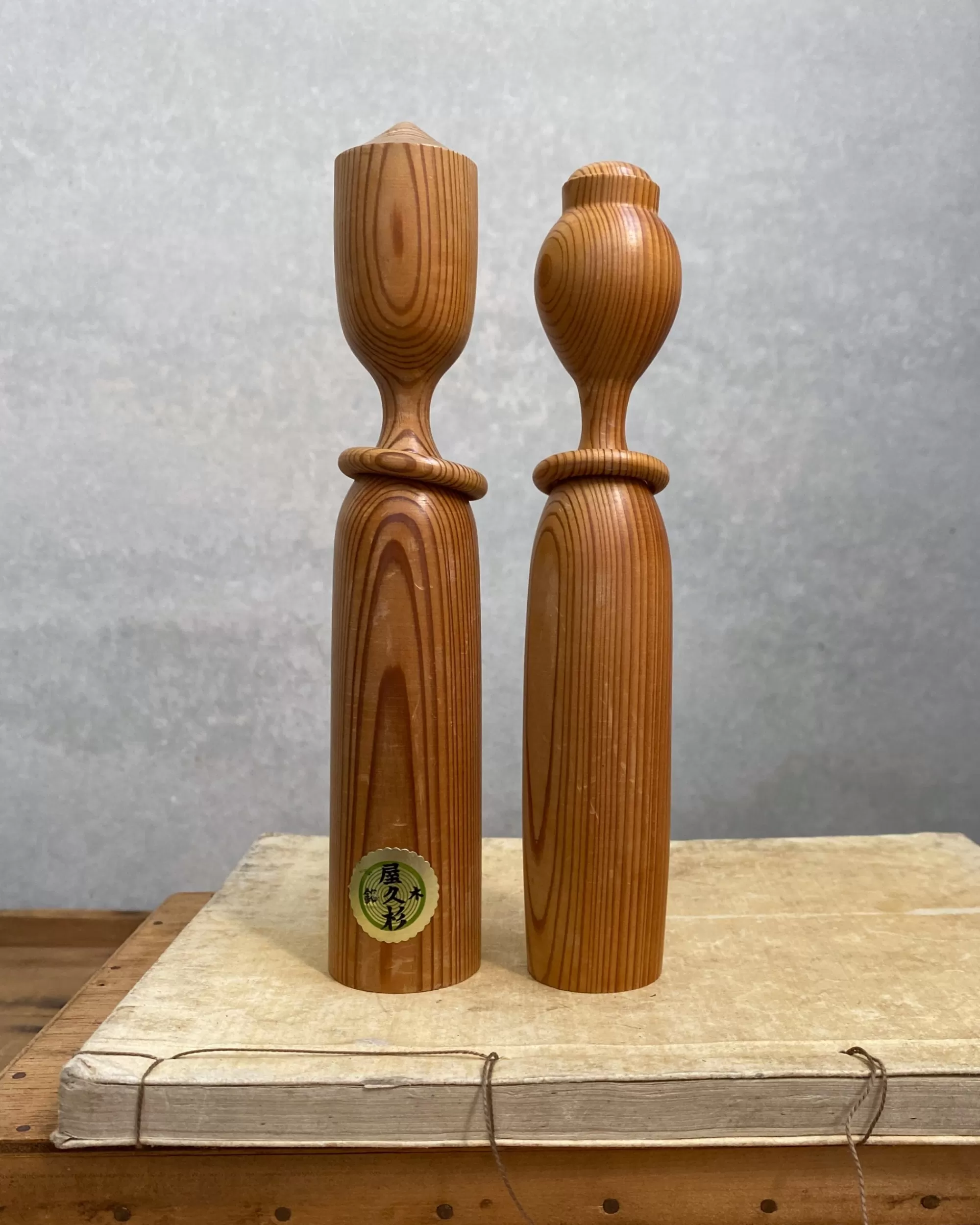the maker Duo Kokeshi Japonais Vintage Online