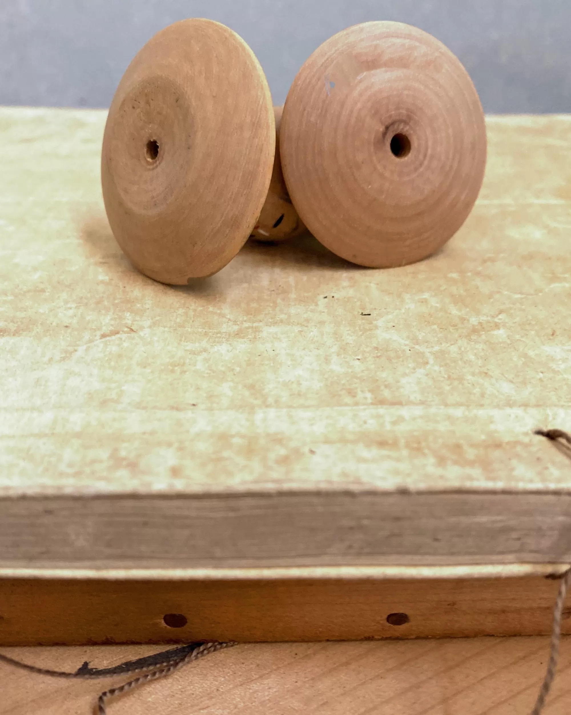 the maker Duo Kokeshi Japonais Vintage Store
