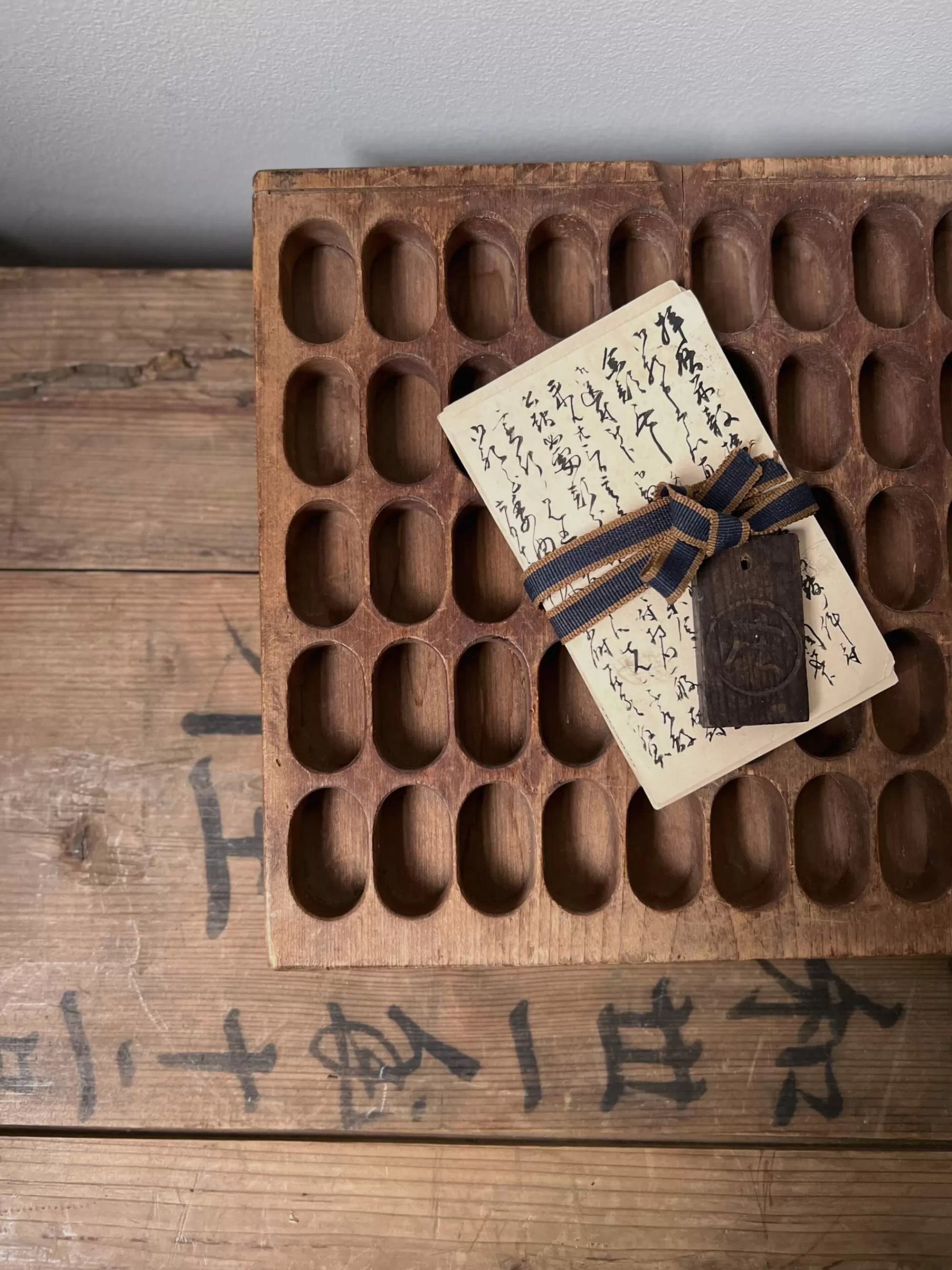 the maker Etiquettes En Bois Japonaises Vintage Online