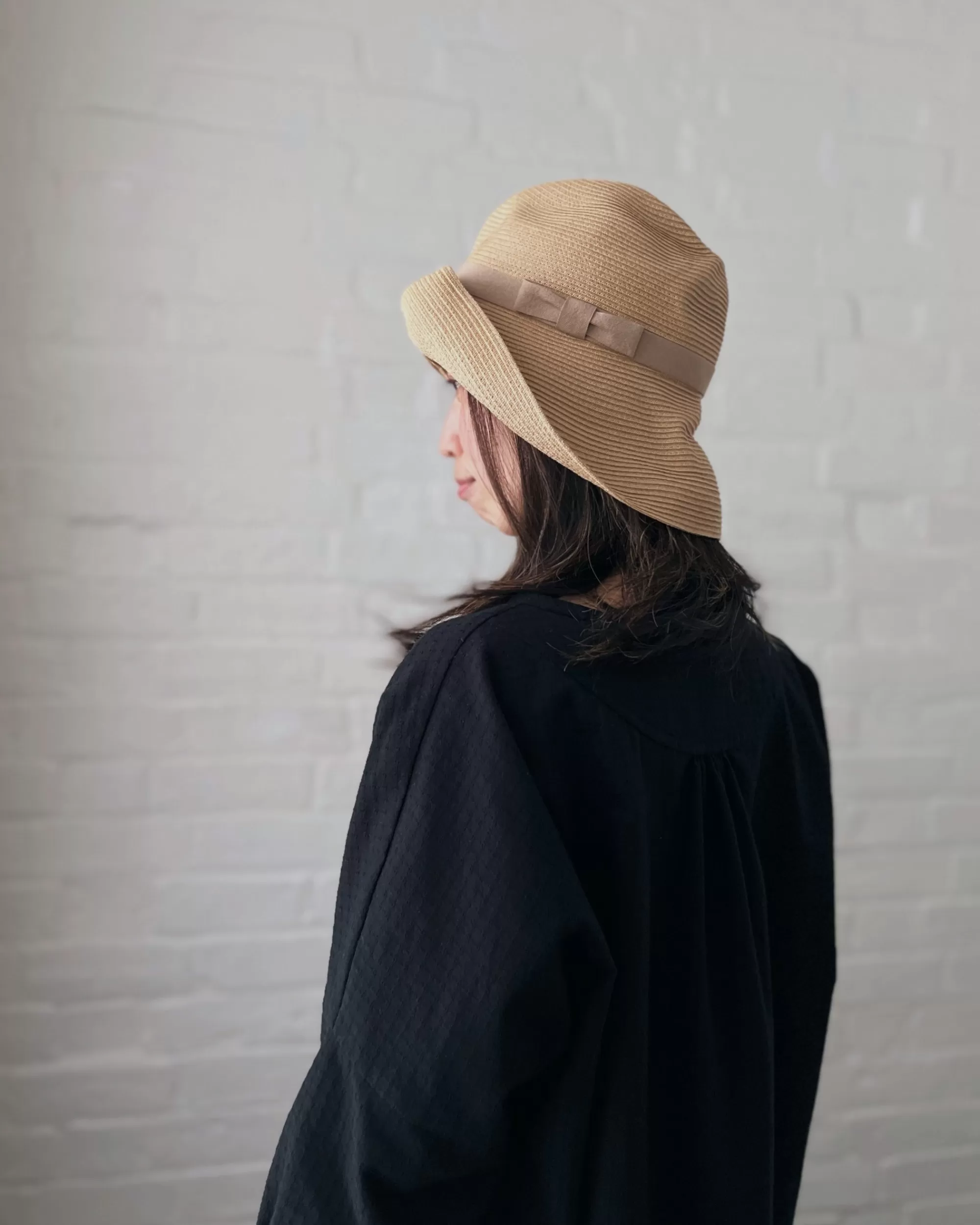 mature ha : Chapeau En Boite En Sable Avec Ruban Gousse De Vanille Shop