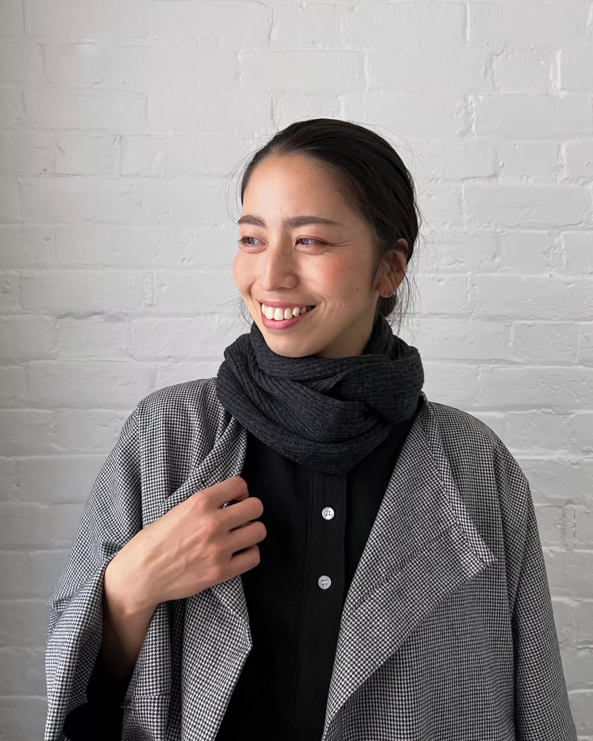 nishiguchi kutsushita Memeri : Echarpe A Boucle En Laine Merinos Charbon De Bois Hot