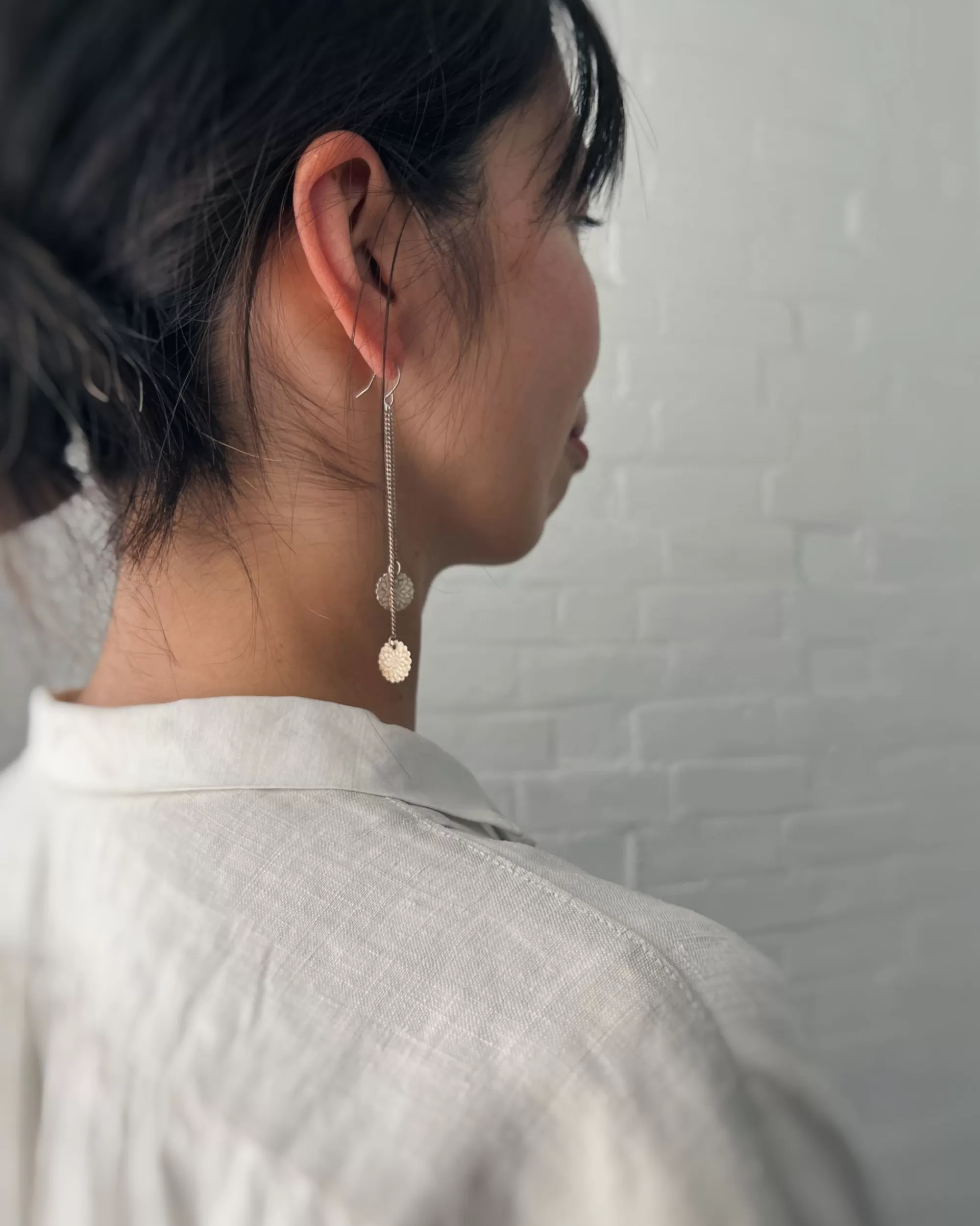 modern marcel : Boucles D'Oreilles Chrysantheme Vintage Online
