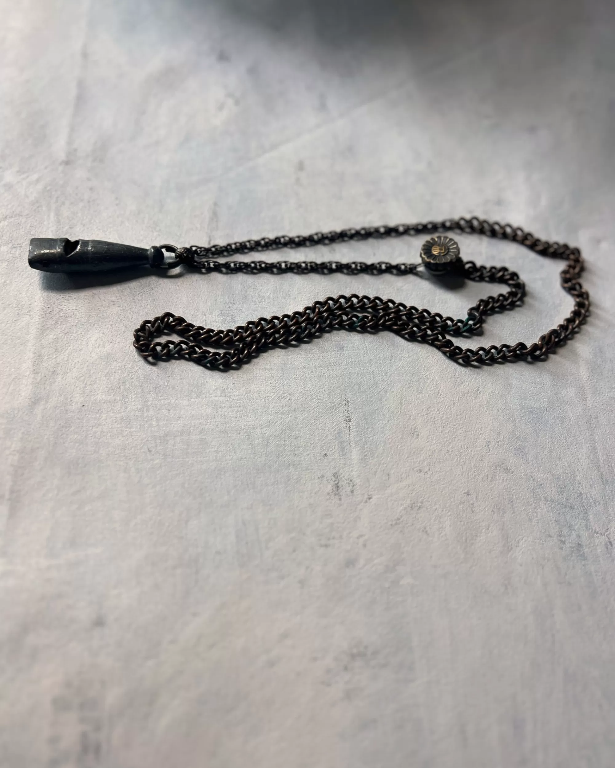 modern marcel : Collier Sifflet Vintage Flash Sale