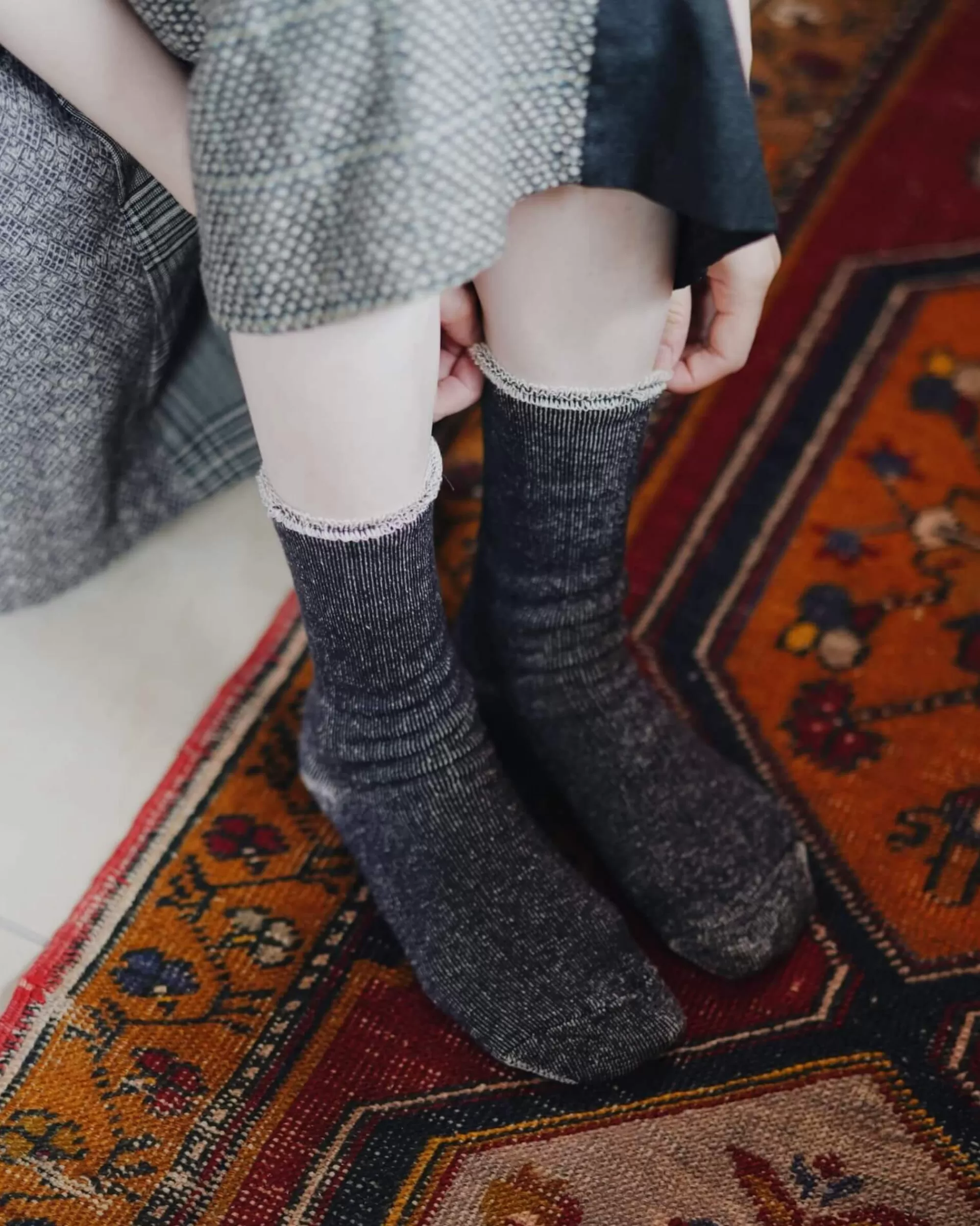 nishiguchi kutsushita : Chaussettes De Detente En Coton Et Soie Praha Store