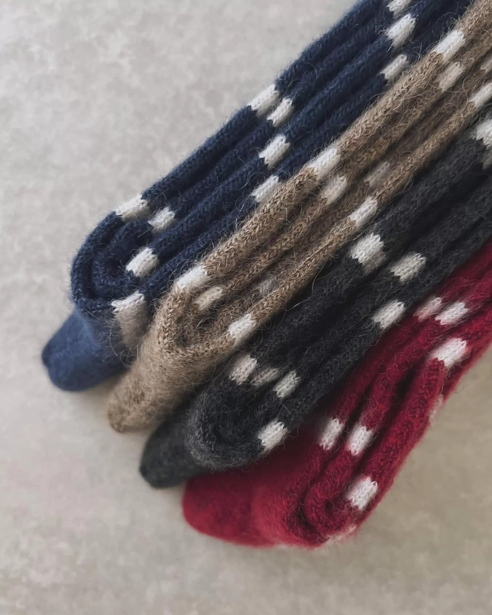 nishiguchi kutsushita : Chaussettes Oslo Mohair Avec Bordure En Laine New