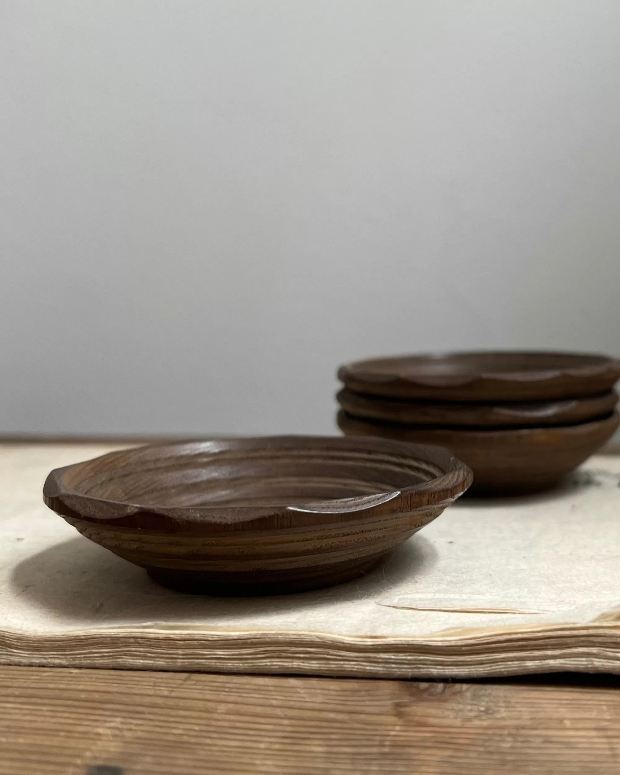 the maker Plat En Bois Japonais Vintage Online