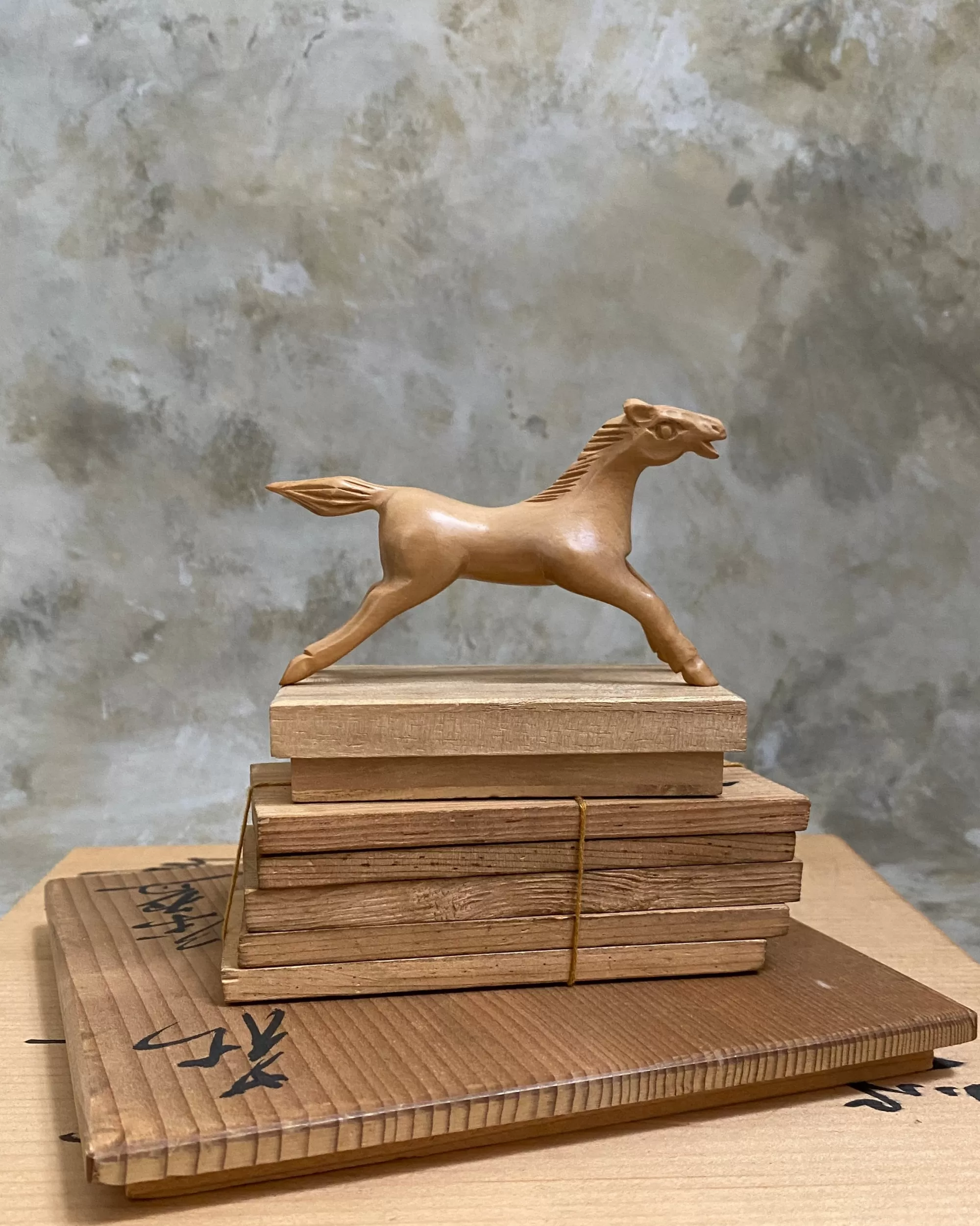 the maker Statuettes De Chevaux Japonais Vintage Online