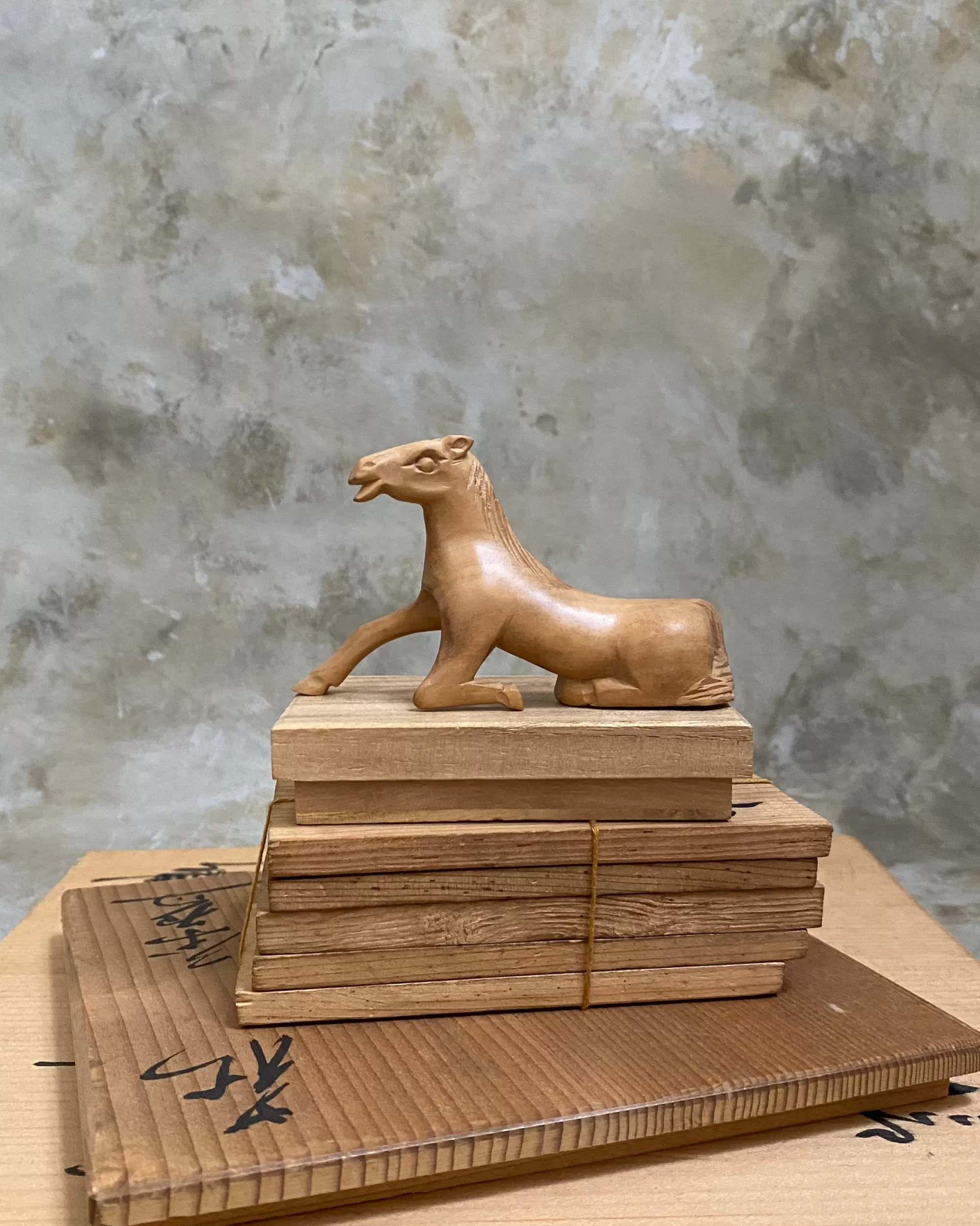 the maker Statuettes De Chevaux Japonais Vintage Online
