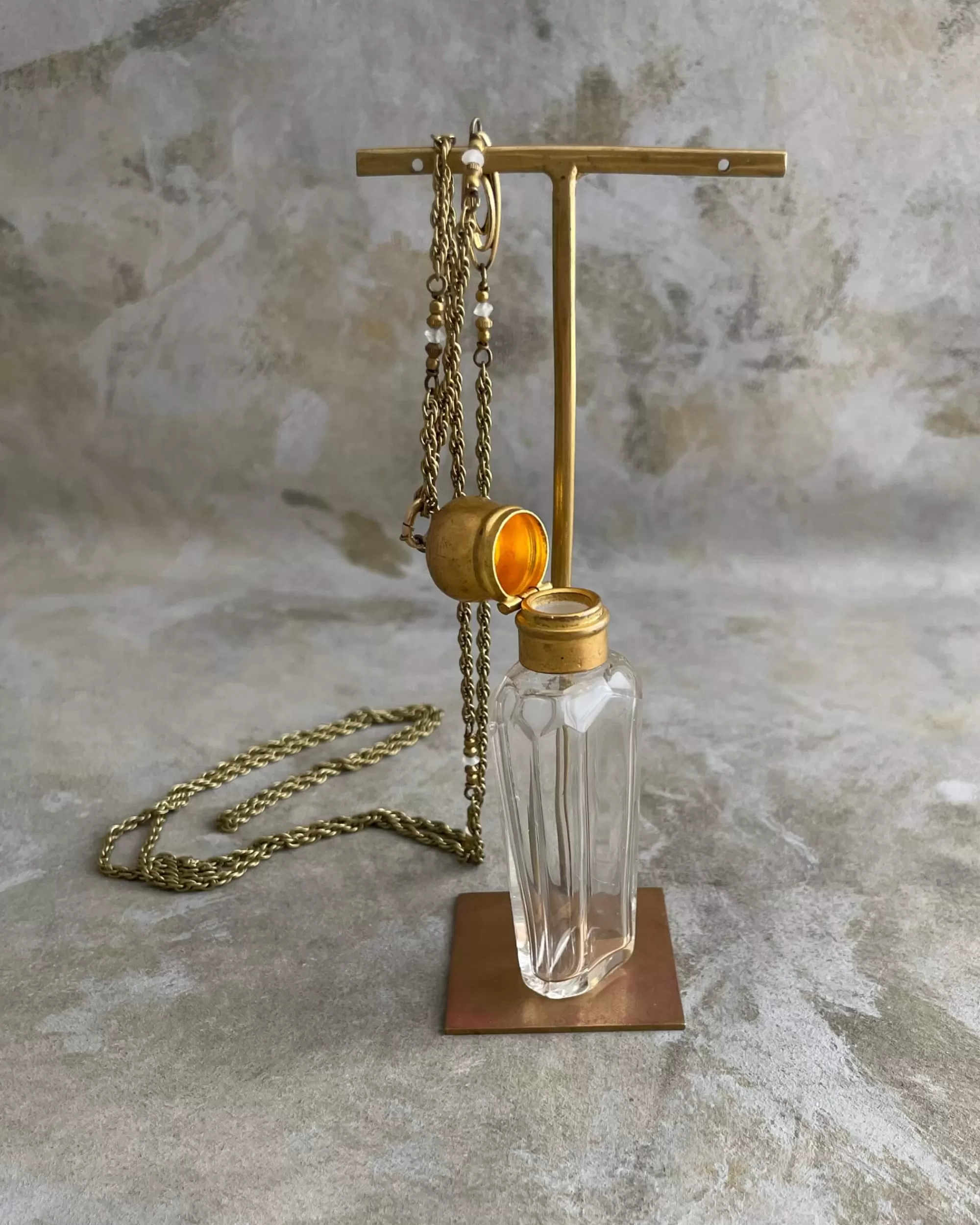 tabito : Collier En Laiton Avec Pendentif Flacon De Parfum Vintage Cheap